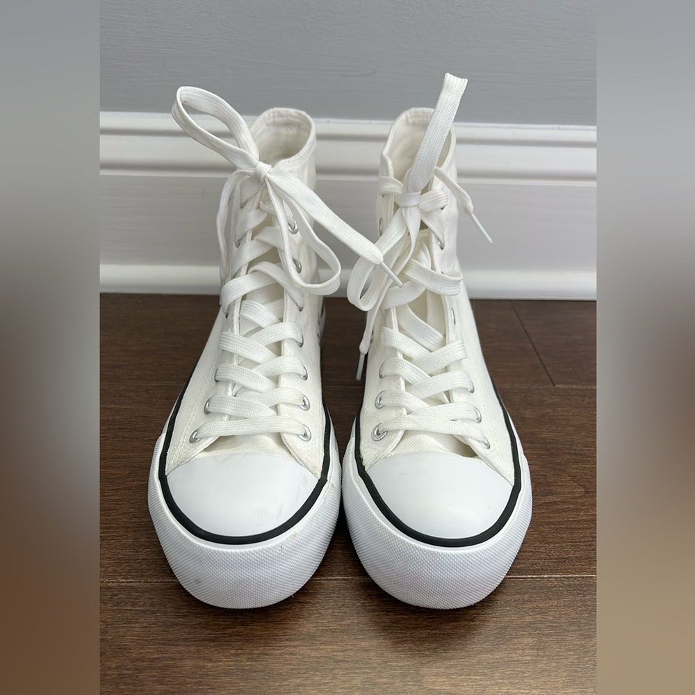 Amazon White Platform Converse